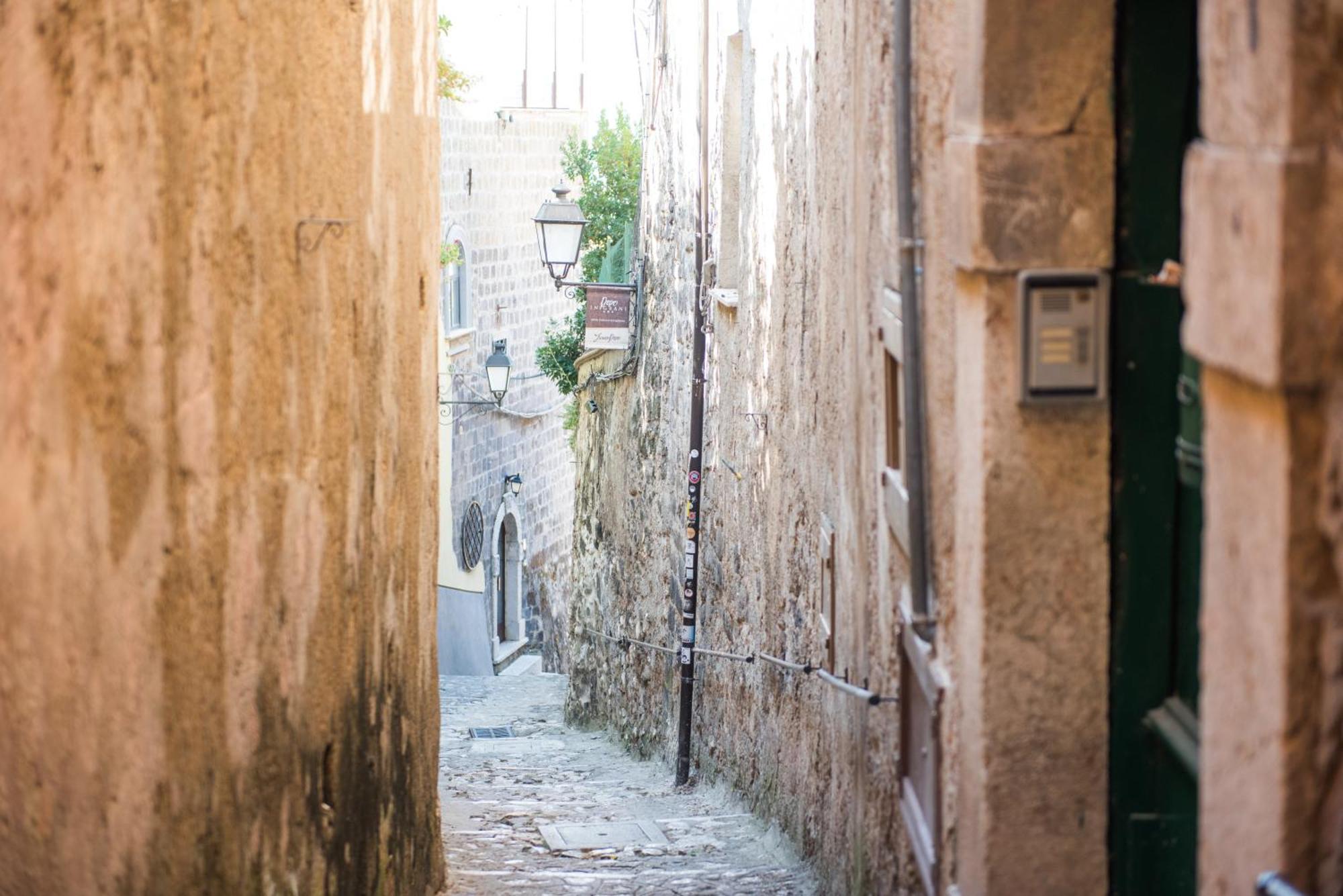 Palazzo De Matteo Panzió Caiazzo Kültér fotó